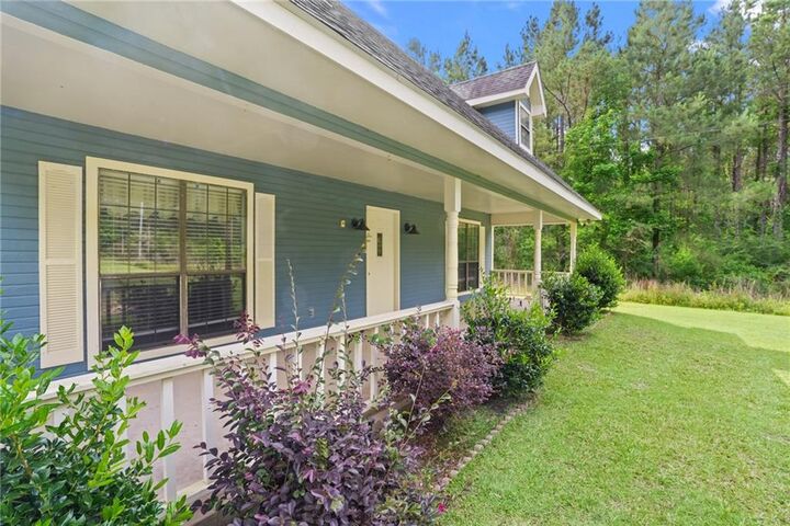 Property Photo: 29416 B J Carter Road LA 70426