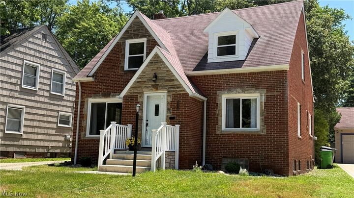 Property Photo:  24420 Glenbrook Boulevard  OH 44117 