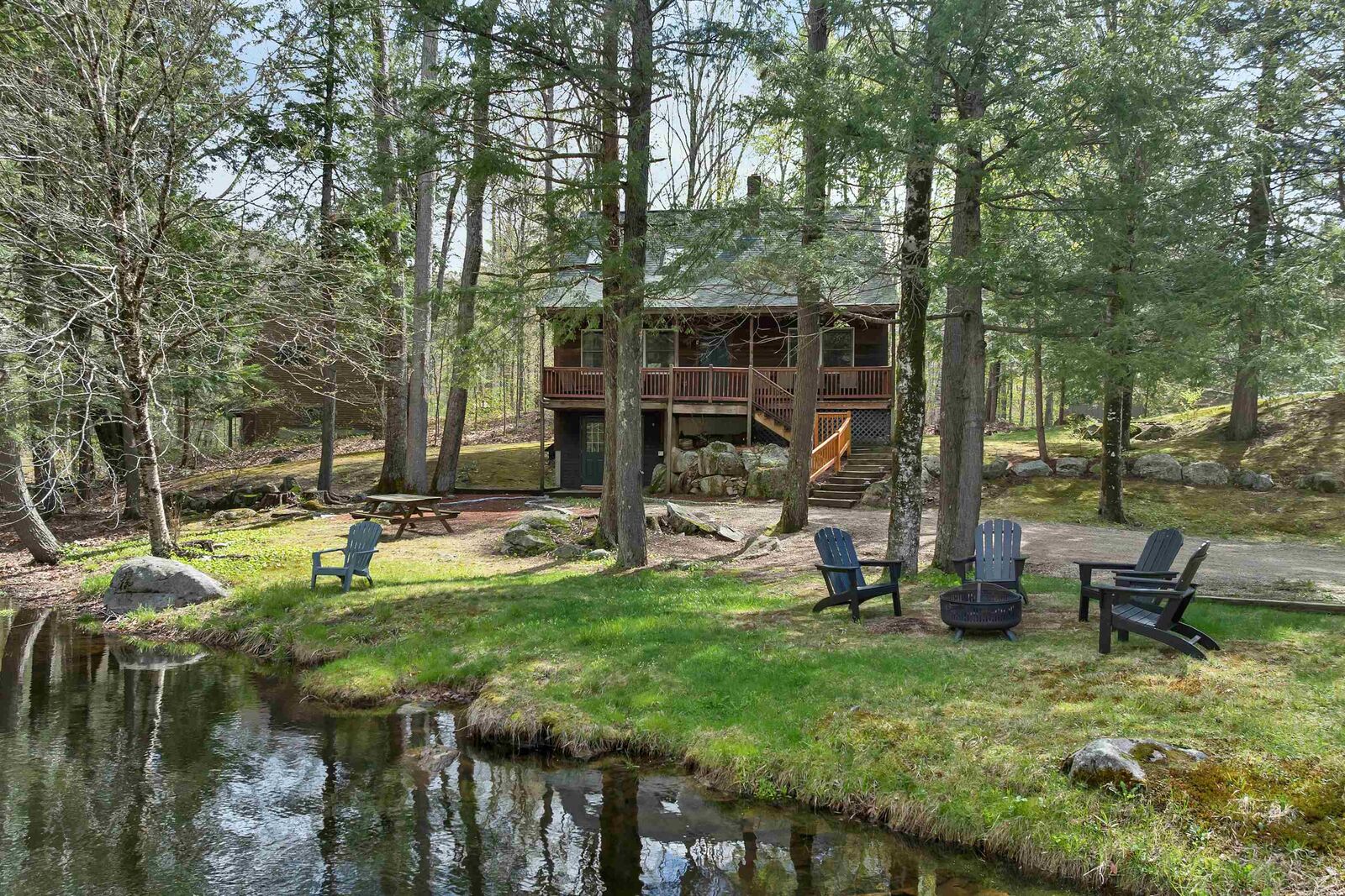 Property Photo: 43 Kilnwood Landing NH 03254