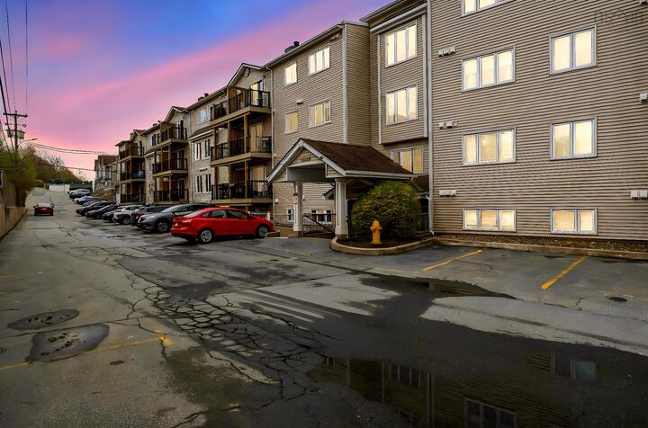 210 3600 John Par Drive — photo 1