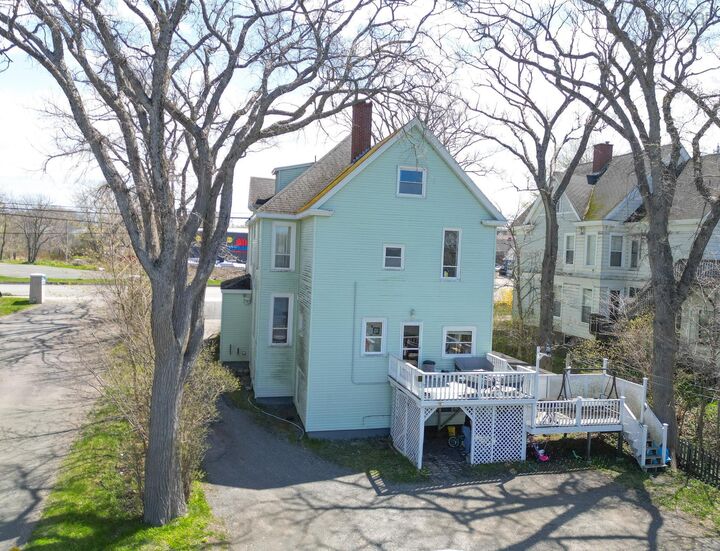 Property Photo:  118 Kings Road  NS B1S 1A1 