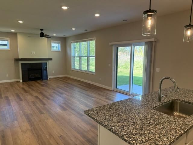 Property Photo: 10554 Robinwood Road MN 55318