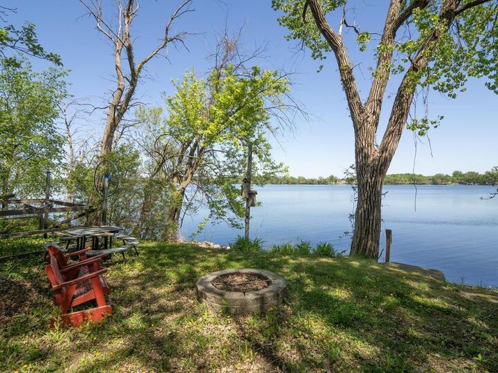 Property Photo:  527 Marian Street  MN 56096 