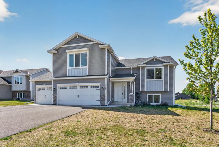 Property Photo: 13794 186th Lane NW MN 55330
