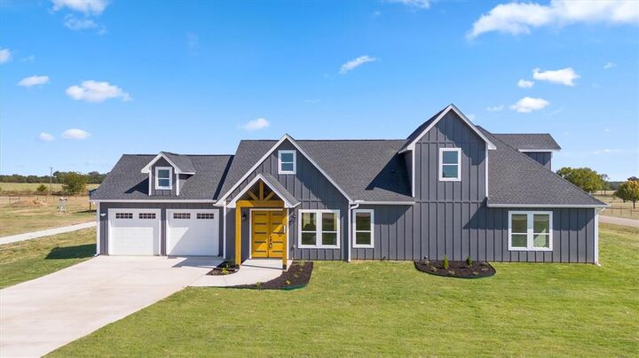 Property Photo:  1561 Dixie Estates Way  TX 76273 