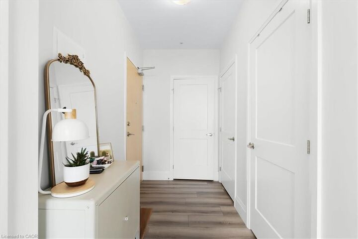 Property Photo:  104 Garment Street 2103  ON N2G 0C8 