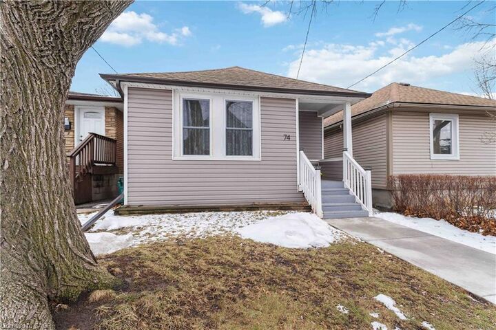 Property Photo:  74 Province Street N  ON L8H 4H6 
