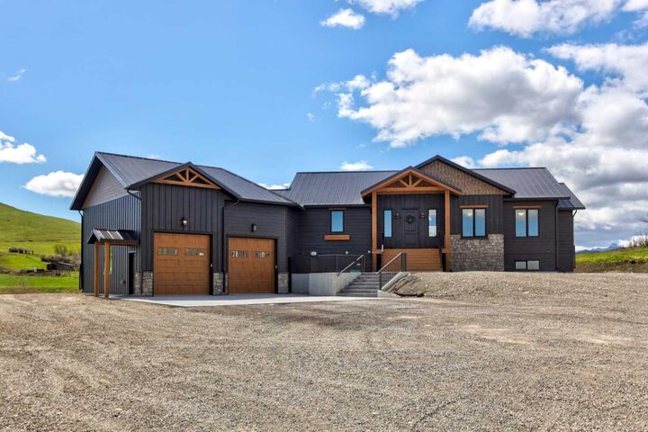 Property Photo: 6203 Highway 775 AB T0K 1W0