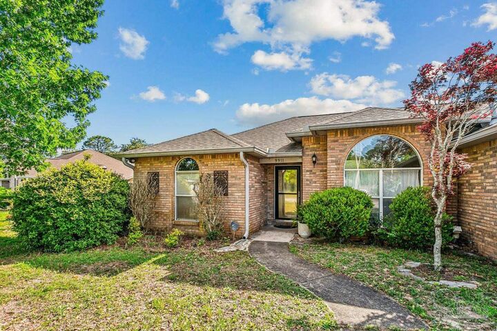 Property Photo:  9922 Orion Lake Cir  FL 32566 