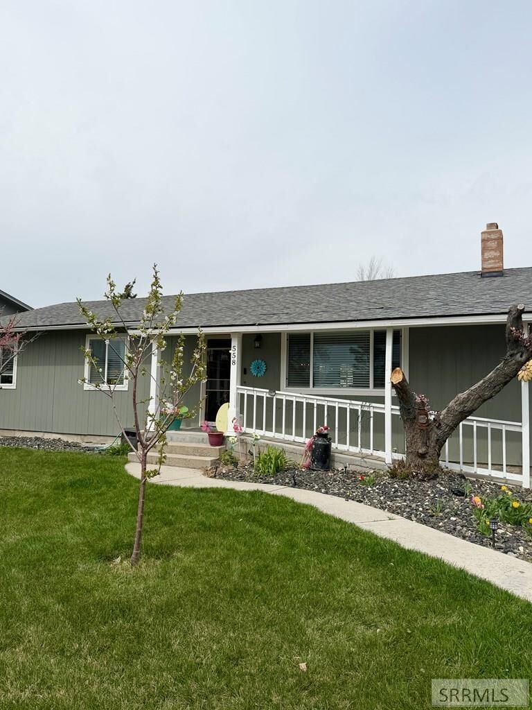 Property Photo:  558 Canal  ID 83202 