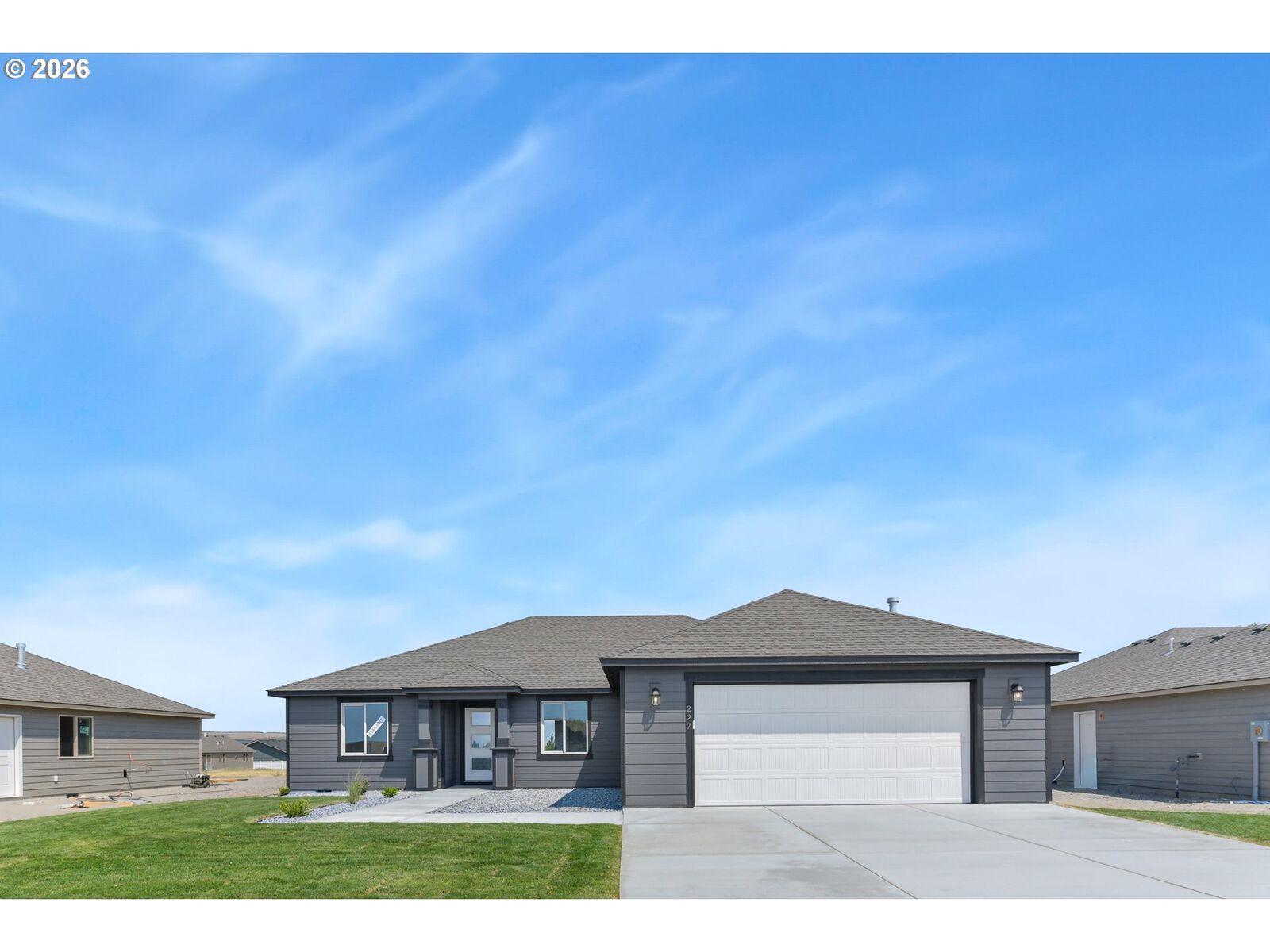 Property Photo:  227 SW Goldfinch Ln  OR 97818 