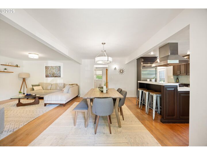 Property Photo: 441 9th St OR 97034