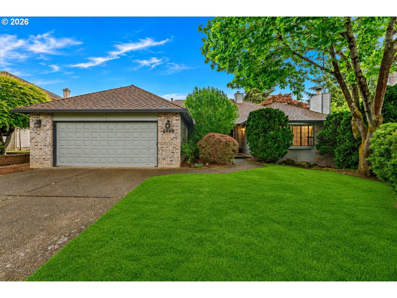 Property Photo:  1280 NW 175th Pl  OR 97006 