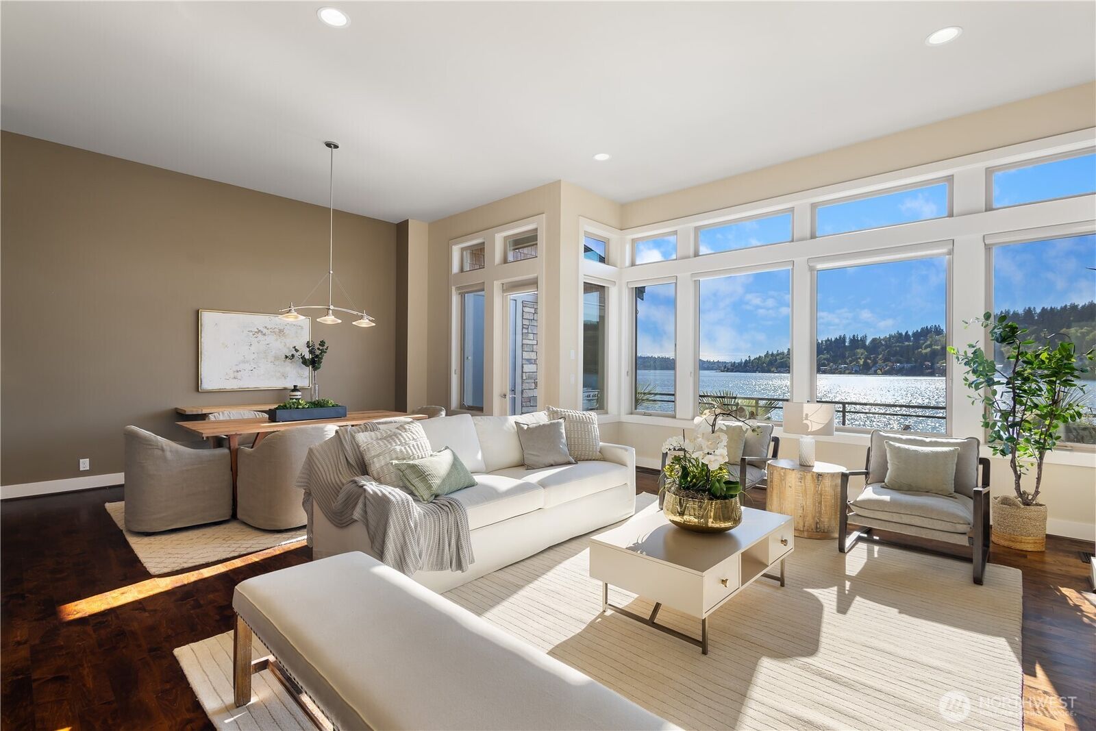 Property Photo: 4255 Williams Avenue N WA 98056