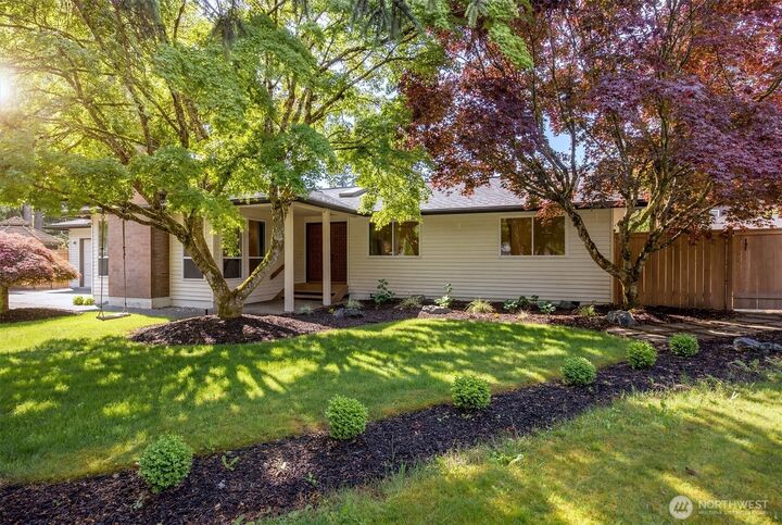 Property Photo:  14802 SE 139th Court  WA 98059 