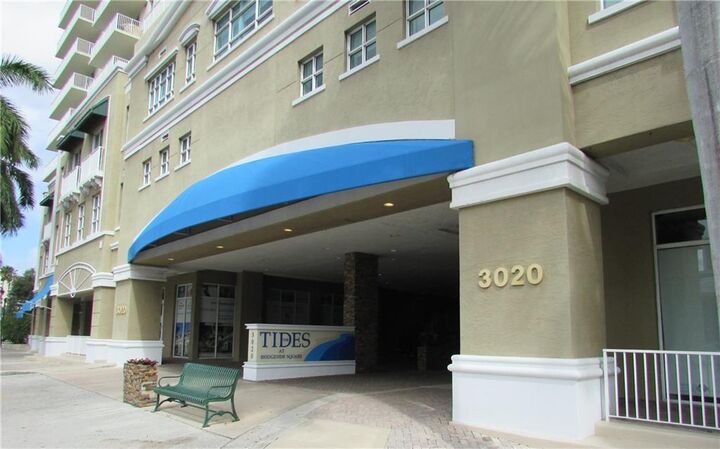 Property Photo:  3020 NE 32nd Avenue 620  FL 33308 