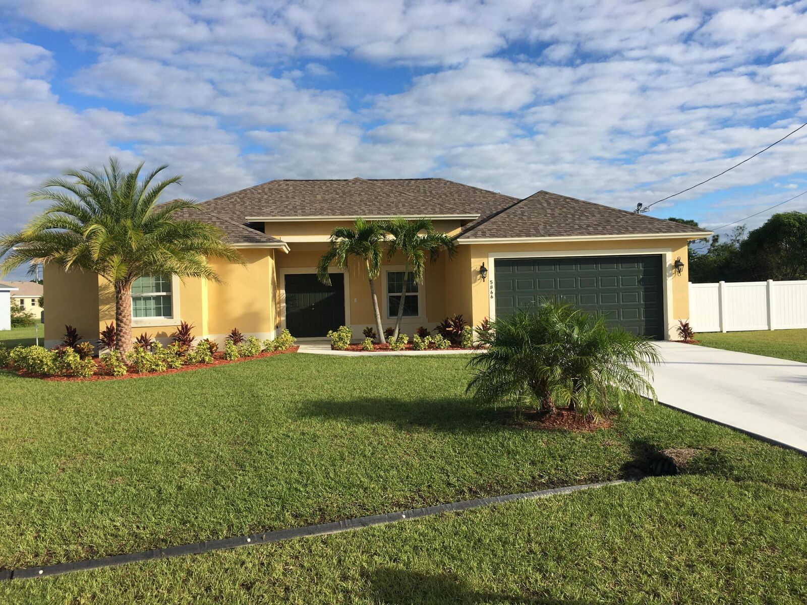 Property Photo:  5866 NW Mesa Circle  FL 34986 
