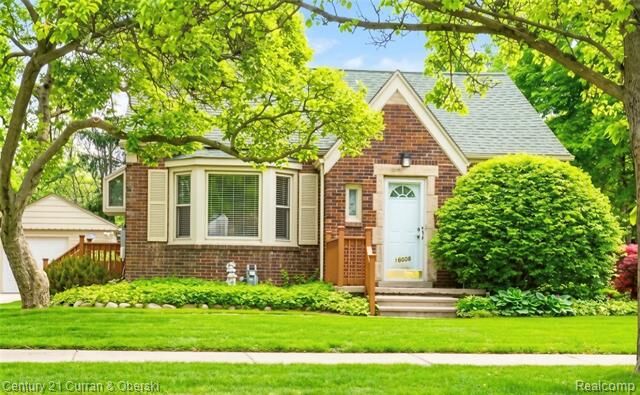 Property Photo:  18808 Eastwood Dr  MI 48225 