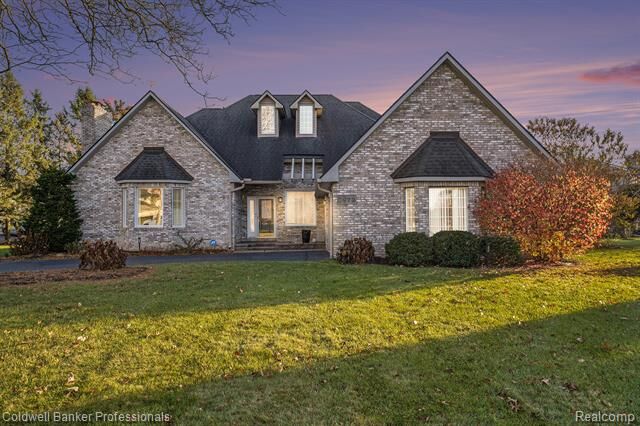 Property Photo:  3972 Chevron Drive  MI 48356 