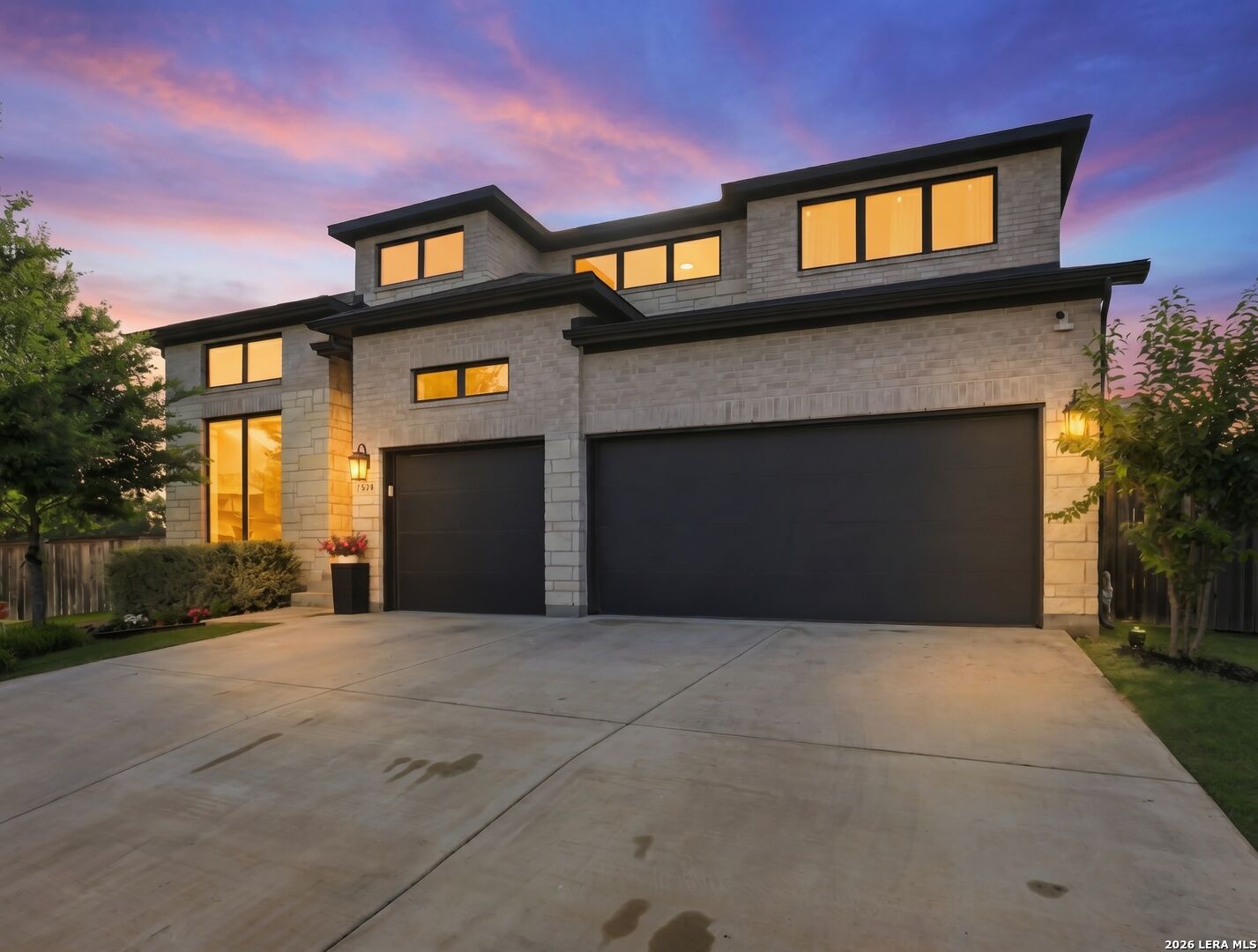Property Photo: 604 Teakmill TX 78666