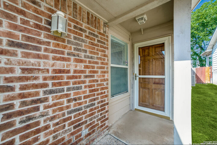 Property Photo: 7134 Snowden Crst TX 78240