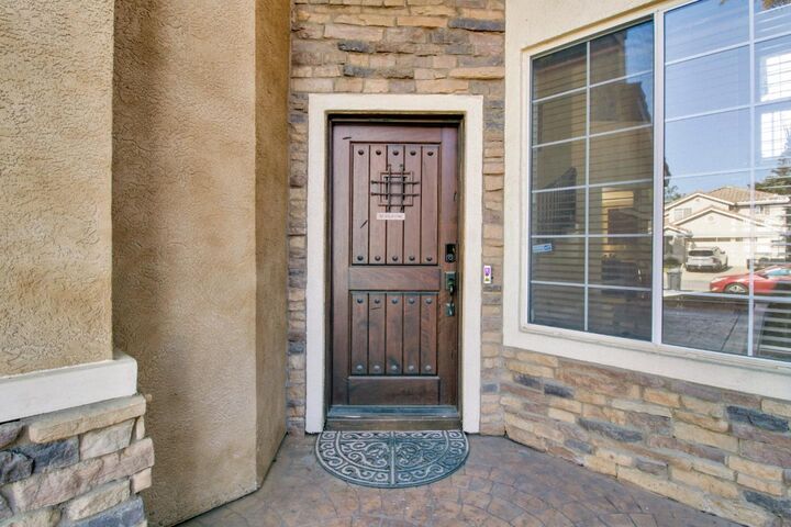 Property Photo:  10 Rhine Circle  CA 93906 