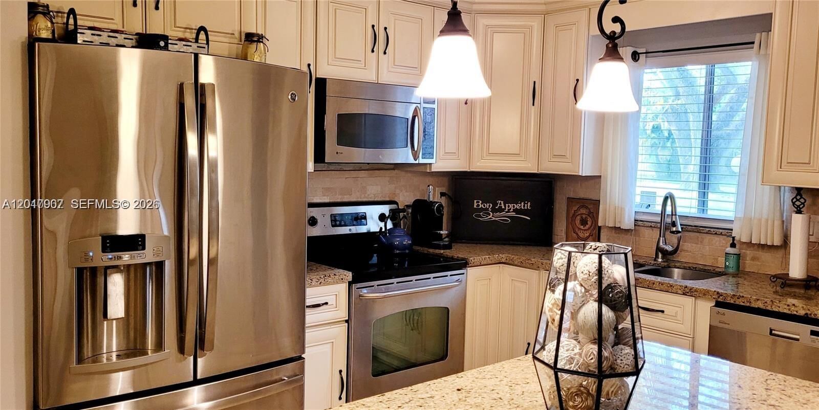 Property Photo: 3300 Atlanta 15C FL 33021