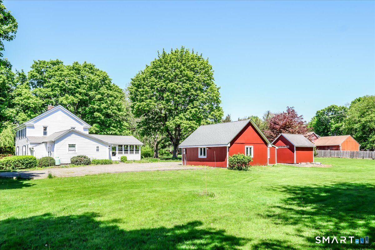 Property Photo:  199 Berkshire Road  CT 06482 