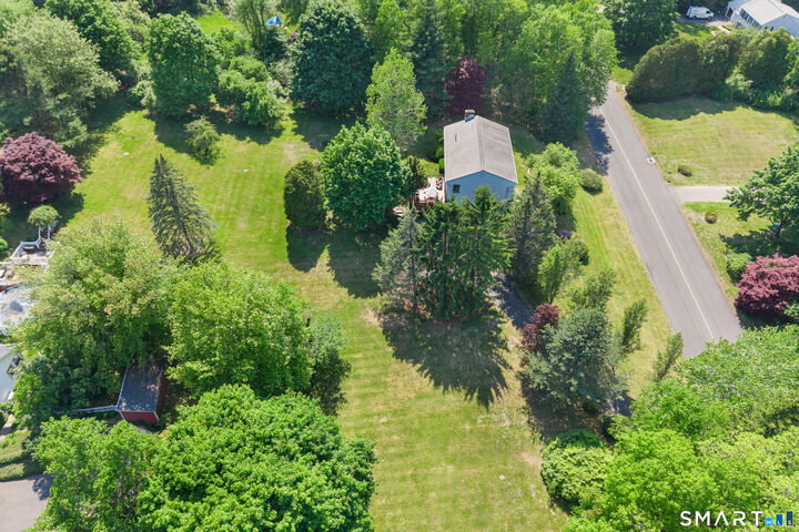 Property Photo:  1 Red Barn Road  CT 06478 
