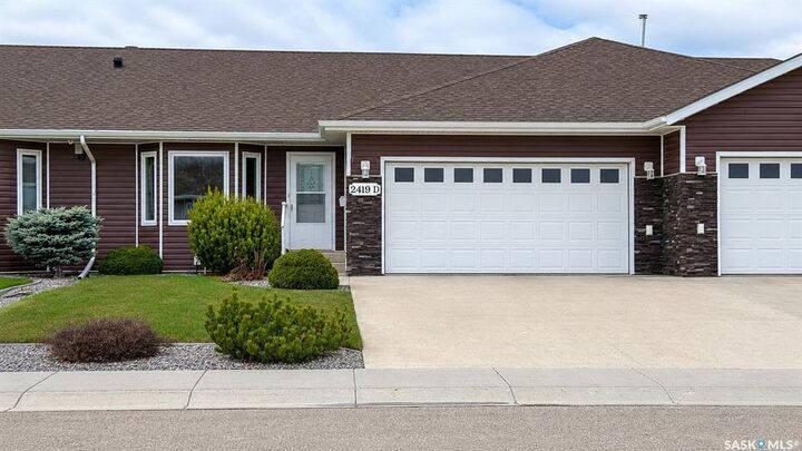 2419 Buhler Avenue D — photo 1