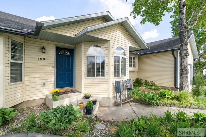 Property Photo:  1089 Lowell Drive  ID 83402 
