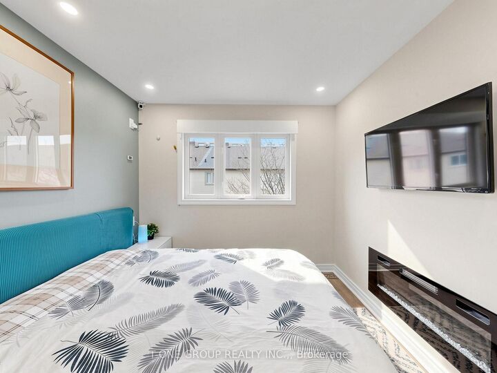 Property Photo: 685 Rowley Common ON L7L 0A5