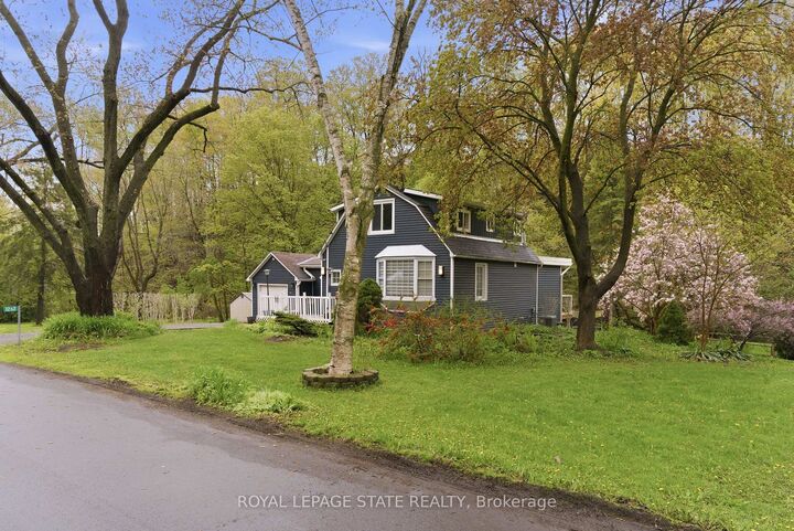 Property Photo: 1262 Hidden Valley Road ON L7P 0T5