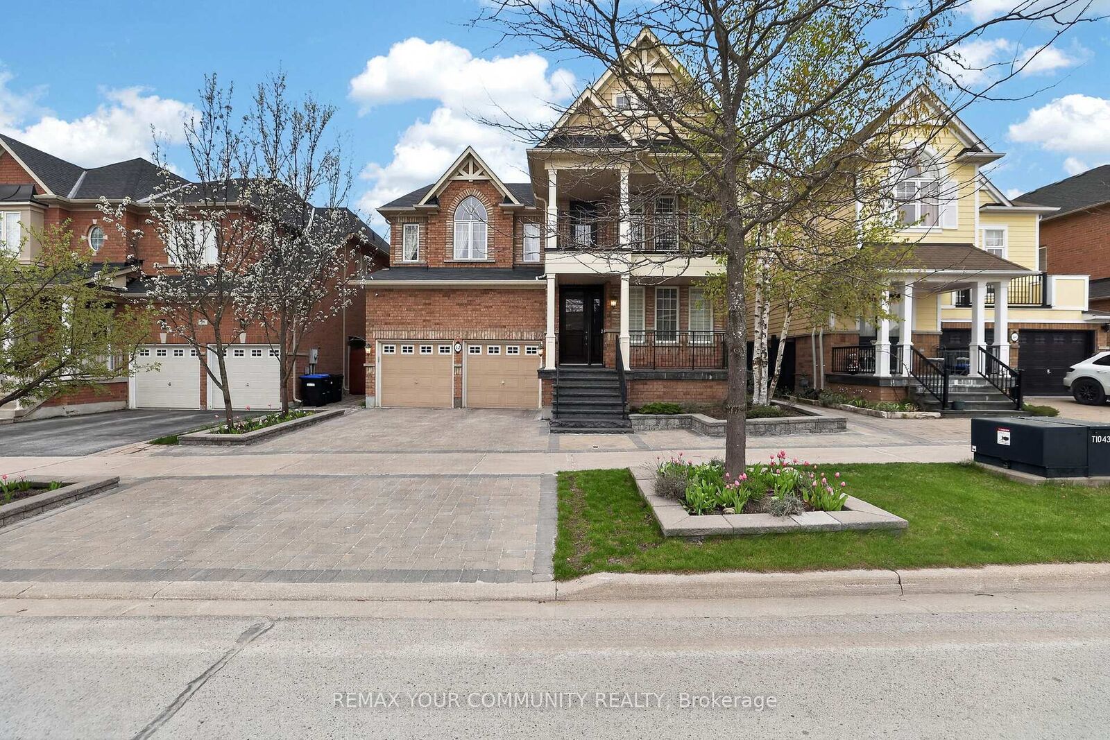 Property Photo: 42 Rogers Trail ON L3Z 0G5