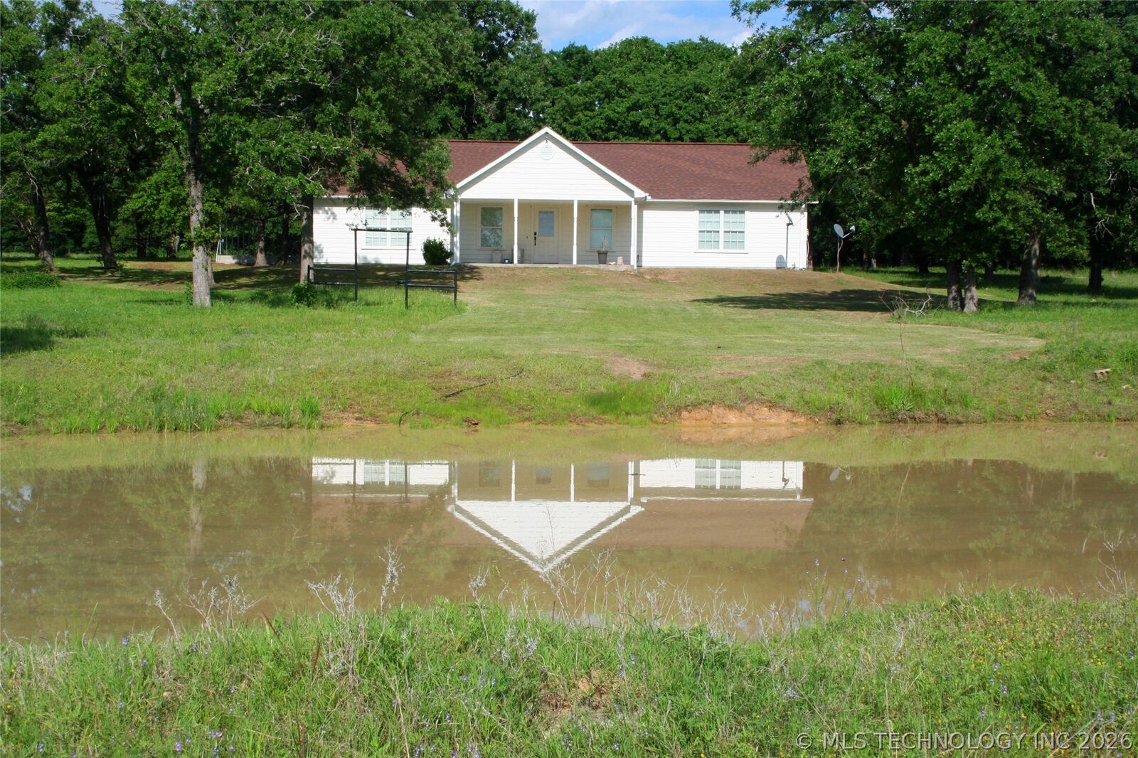 Property Photo:  831 Barrons Ridge  OK 73463 