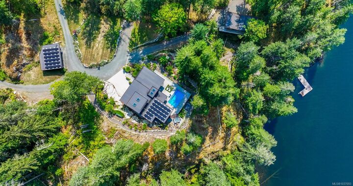 Property Photo: 2643 Surge Narrows Rd BC V0P 1A7