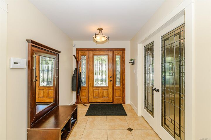 Property Photo:  983 Arngask Ave  BC V9B 0G4 