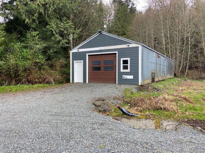 Property Photo:  1935 Waring Rd  BC V9X 1V1 