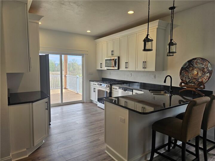 Property Photo:  801 Wimbledon  Drive  PA 15666 