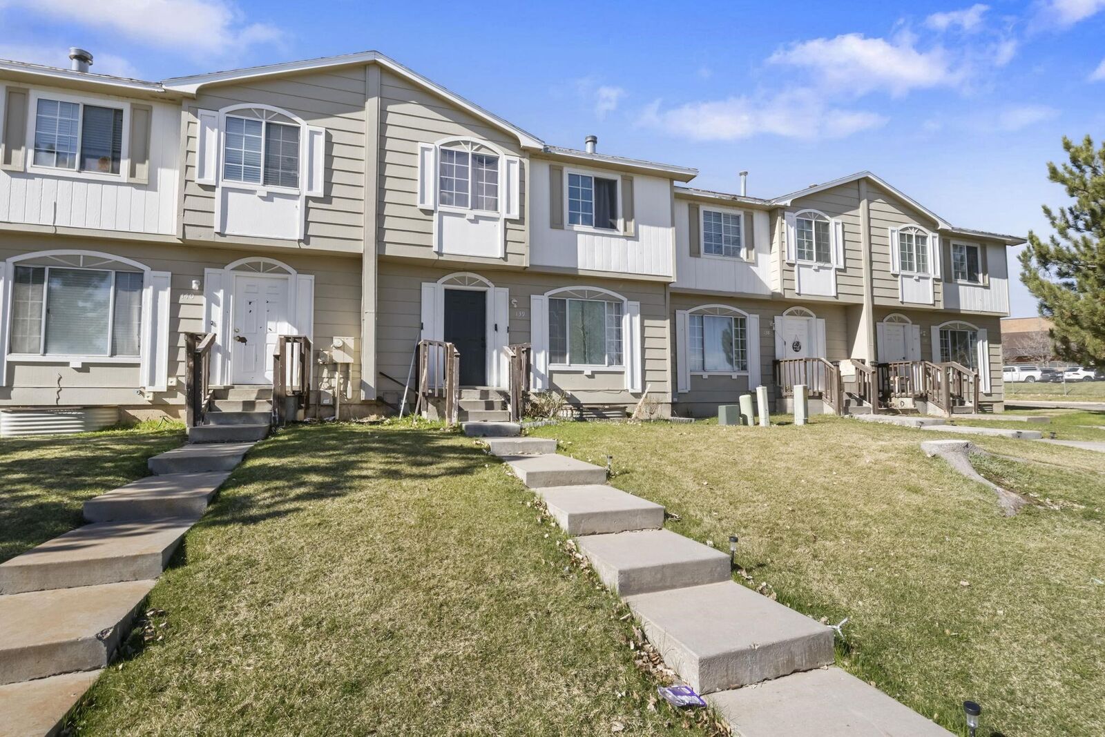 Property Photo:  17-20,137-139 Incline Drive  WY 82930 
