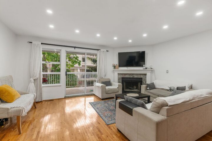 Property Photo: 13981 70 Avenue 3 BC V3W 0J8