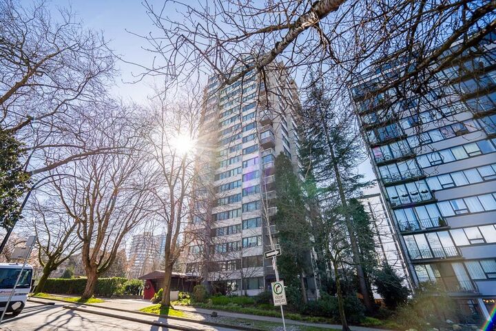 Property Photo:  1740 Comox Street 204  BC V6G 2Z1 