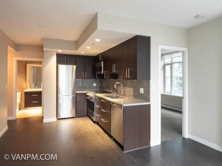 Property Photo:  1708 Columbia Street 804  BC V5Y 0H7 
