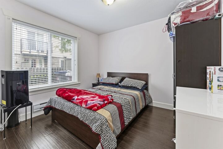 Property Photo:  14338 103 Avenue 7  BC V3T 0J1 