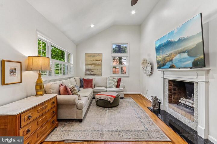 Property Photo:  7813 Yorktown Drive  VA 22308 