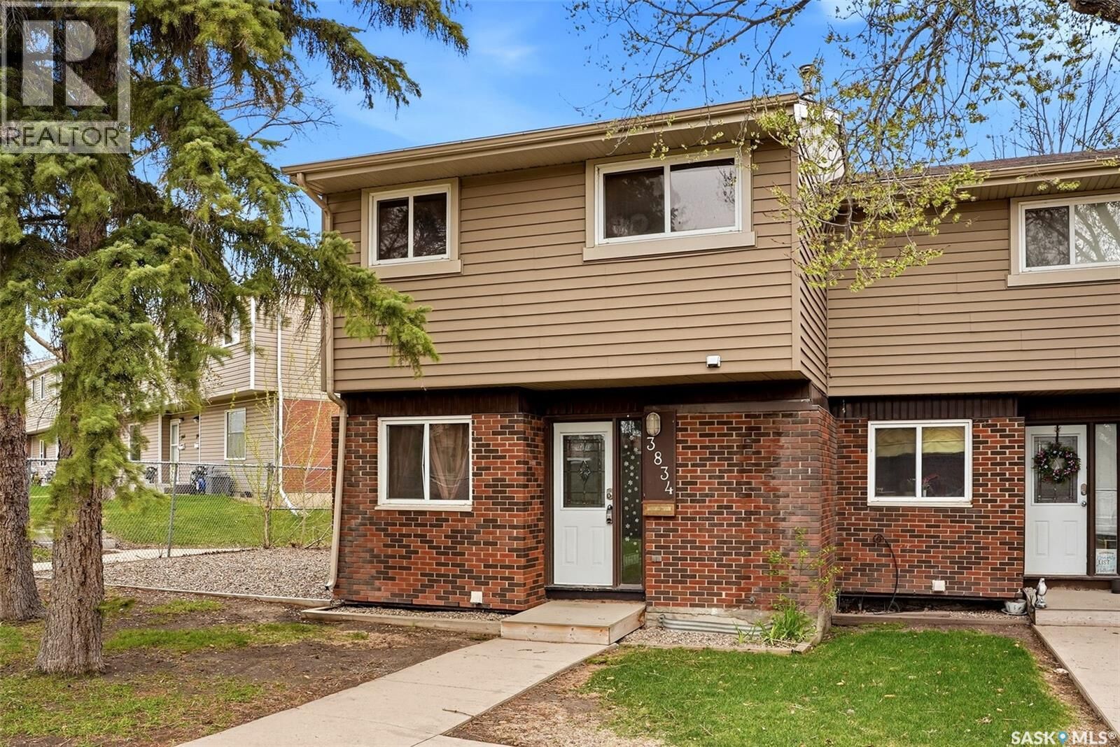 Property Photo:  3834 Castle Road  SK S4S 6M7 
