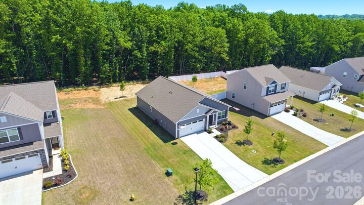 Property Photo:  124 N Sina Street  NC 28166 