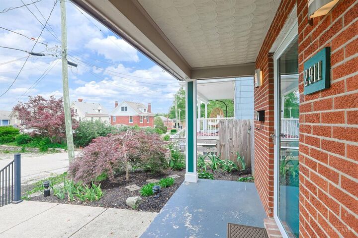 Property Photo: 2911 Minto Avenue OH 45208