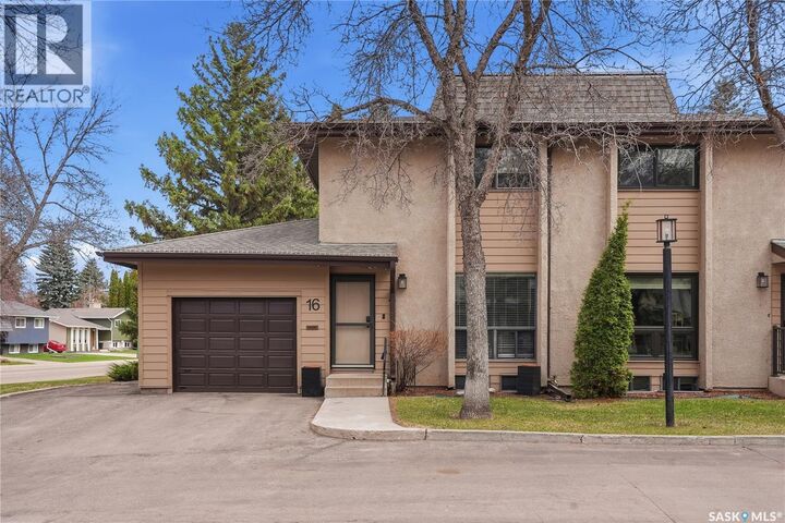 Property Photo:  16 425 Pinehouse Drive  SK S7K 5K2 