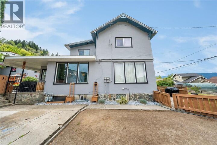 Property Photo:  490 Austad Lane  BC V1R 3K6 